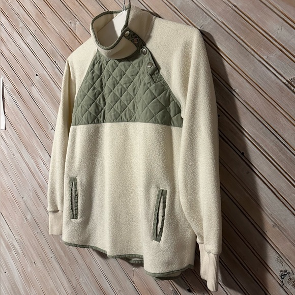 Kyodan Outdoor Green & Cream Fleece Quilted Button Up Turtleneck Sweater Warm - Picture 2 of 8